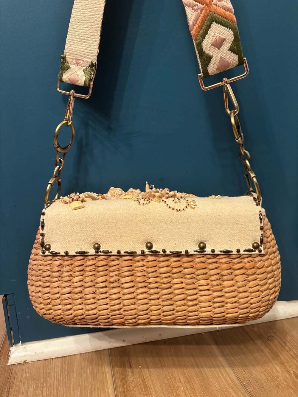 Vintage Mary Frances Beaded Floral Applique Woven Straw hard case Shoulder Bag - Picture 10 of 15